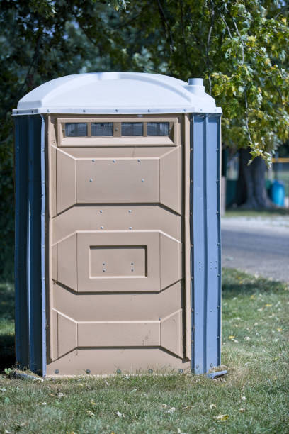 Porta potty delivery and setup in Enoch, UT